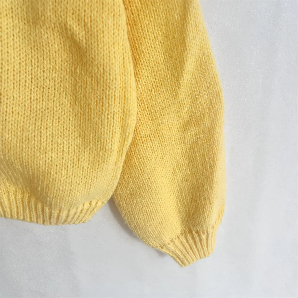 Clémence | Solid Color Crew Neck Lace-Up Cardigan